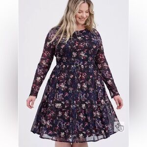 Torrid size 00x 10 M/L Ruffled Mini Dress - Mesh Floral Black